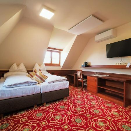 Hotel Fortna Chrudim Δωμάτιο φωτογραφία