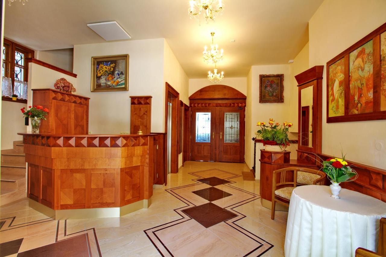 Hotel Fortna Chrudim Εξωτερικό φωτογραφία