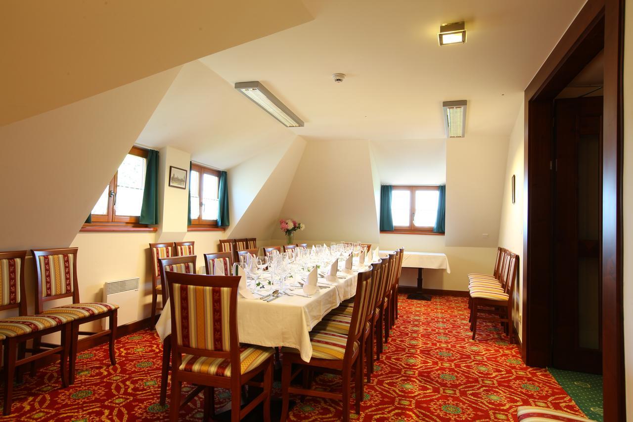 Hotel Fortna Chrudim Εξωτερικό φωτογραφία
