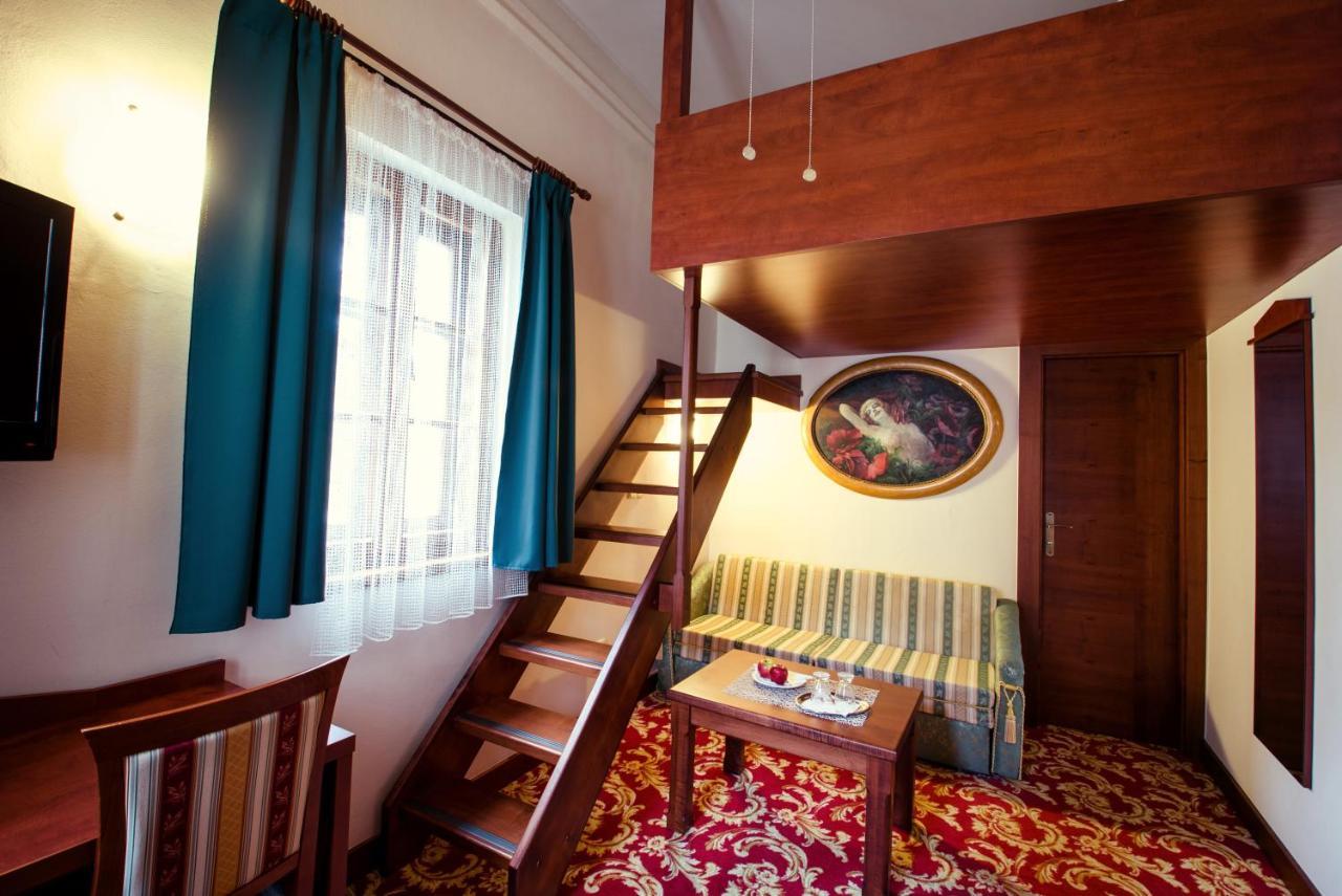 Hotel Fortna Chrudim Δωμάτιο φωτογραφία