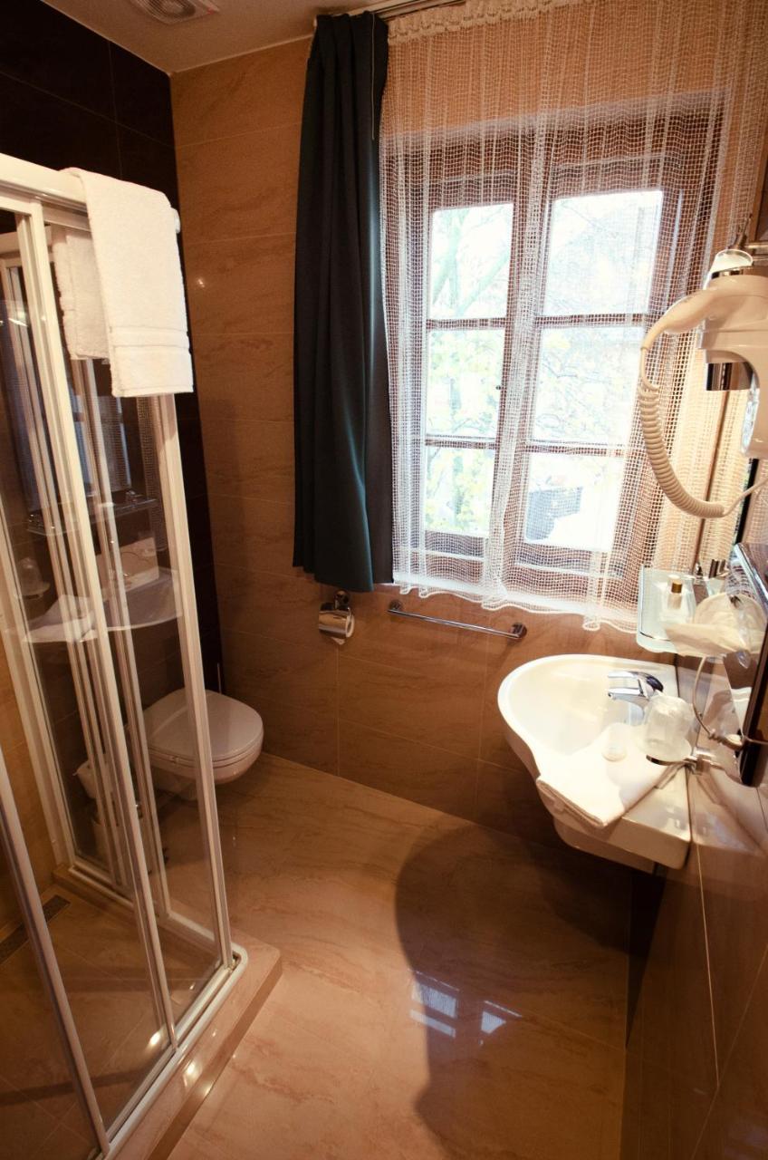 Hotel Fortna Chrudim Δωμάτιο φωτογραφία